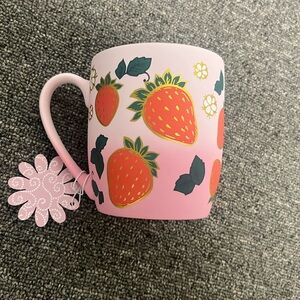 New Strawberry Mug